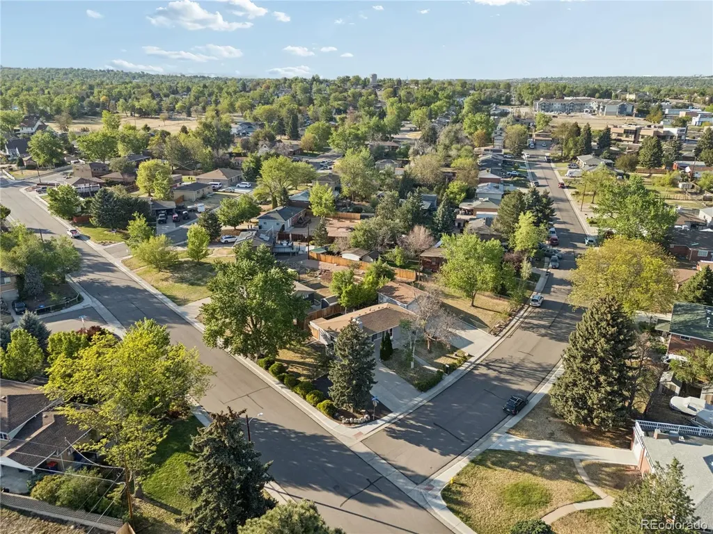 6055 Benton Street Arvada CO 80003