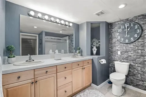 6691 S Abilene Way Centennial CO 80111
