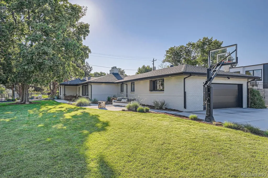 3695 E Dartmouth Avenue Denver CO 80210