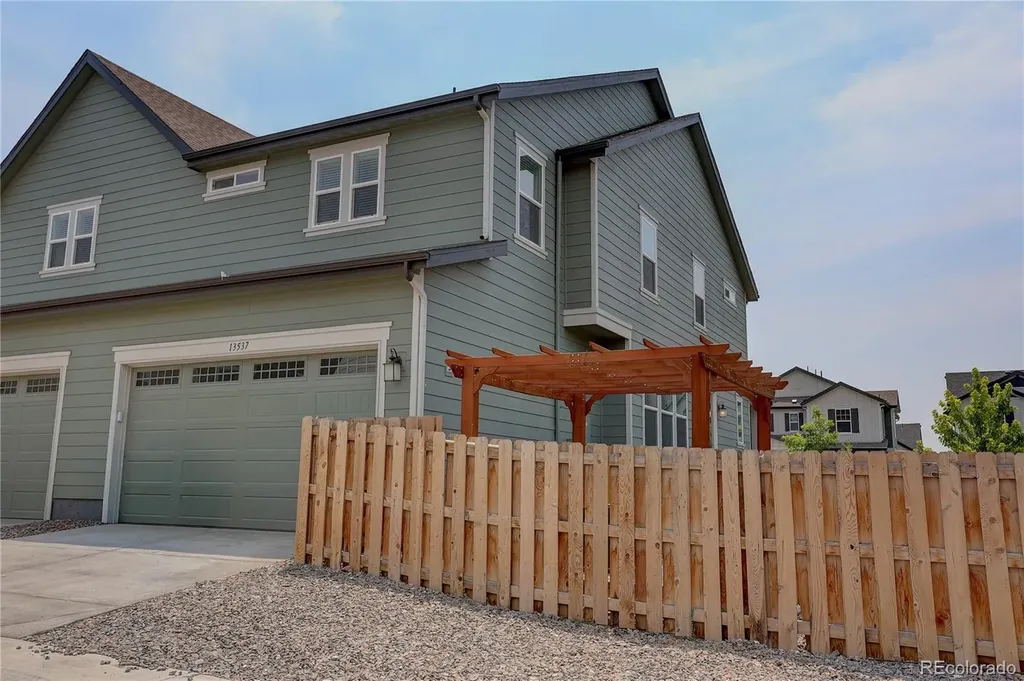13537 E 110th Drive Commerce City CO 80022