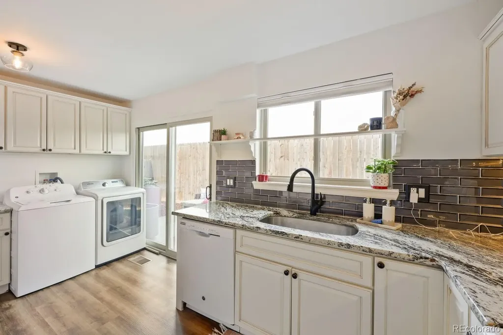 6495 E Happy Canyon Road Denver CO 80237
