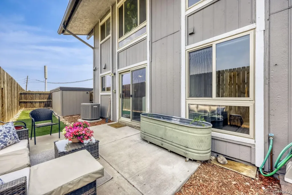 6495 E Happy Canyon Road Denver CO 80237