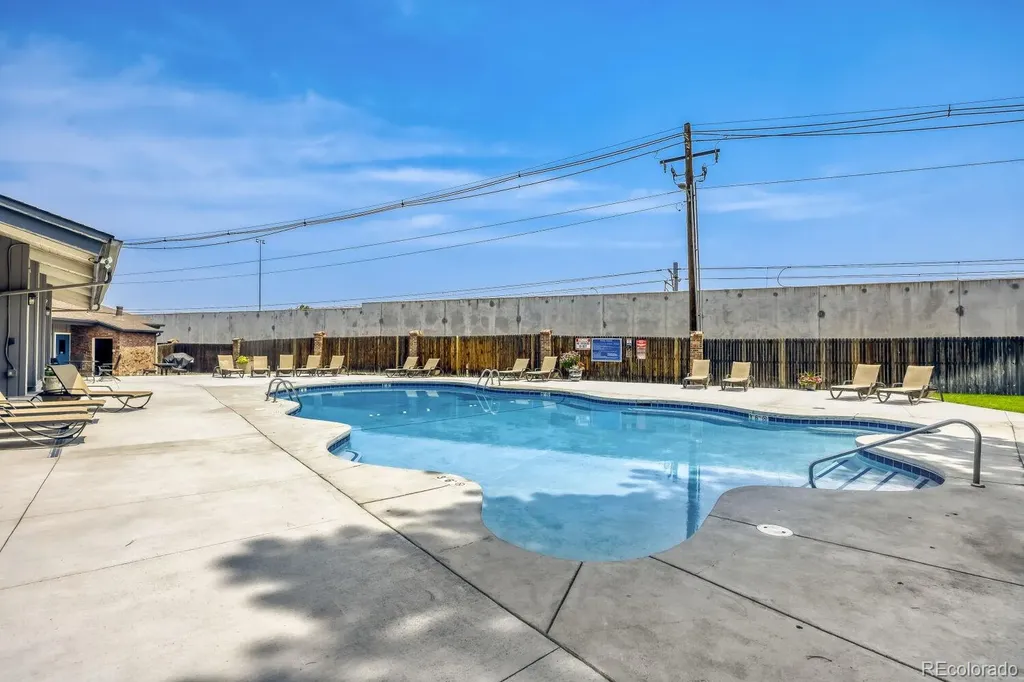 6495 E Happy Canyon Road Denver CO 80237