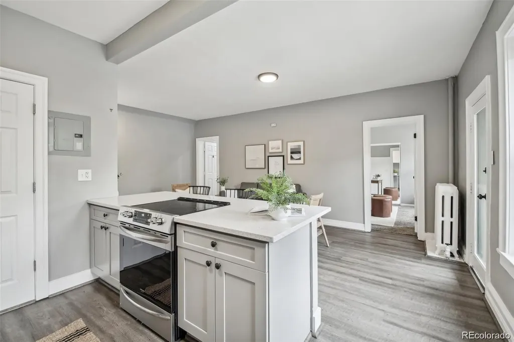 1376 N Pearl Street Denver CO 80203