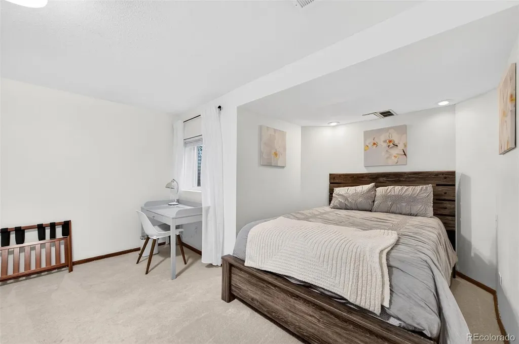 12 Willowleaf Drive Littleton CO 80127