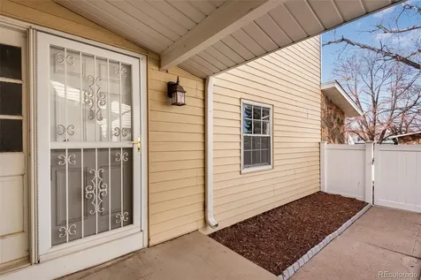 2630 S Vaughn Way Aurora CO 80014