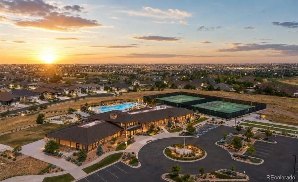8918 S Riviera Court Aurora CO 80016
