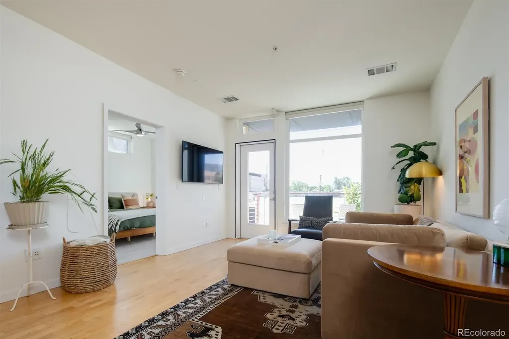 3101 Blake Street Denver CO 80205