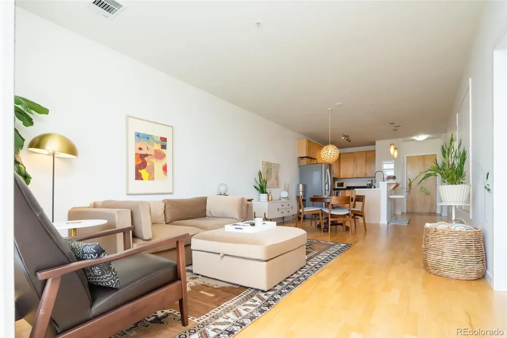 3101 Blake Street Denver CO 80205