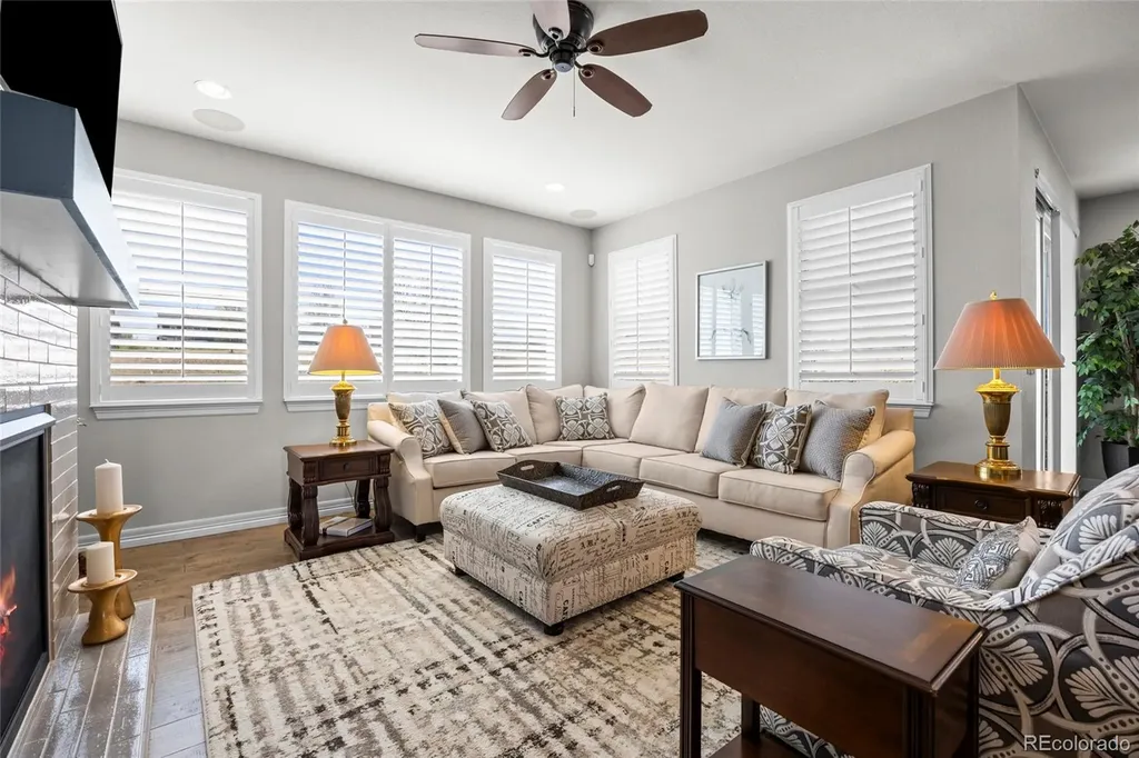 23676 E Del Norte Place Aurora CO 80016