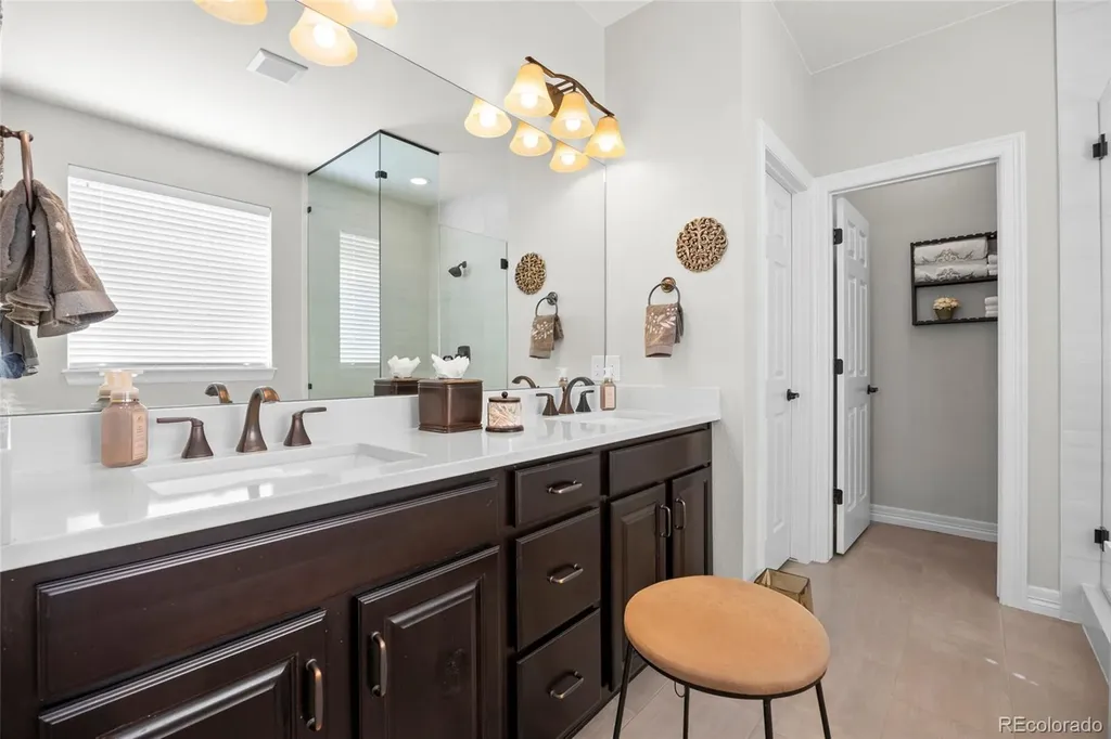 23676 E Del Norte Place Aurora CO 80016