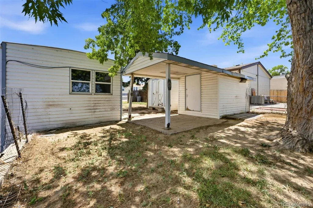 2205 W 91st Place Denver CO 80260