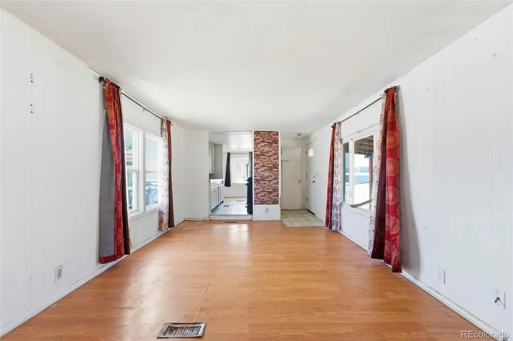 2205 W 91st Place Denver CO 80260