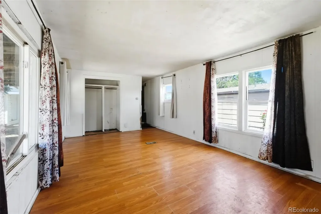 2205 W 91st Place Denver CO 80260