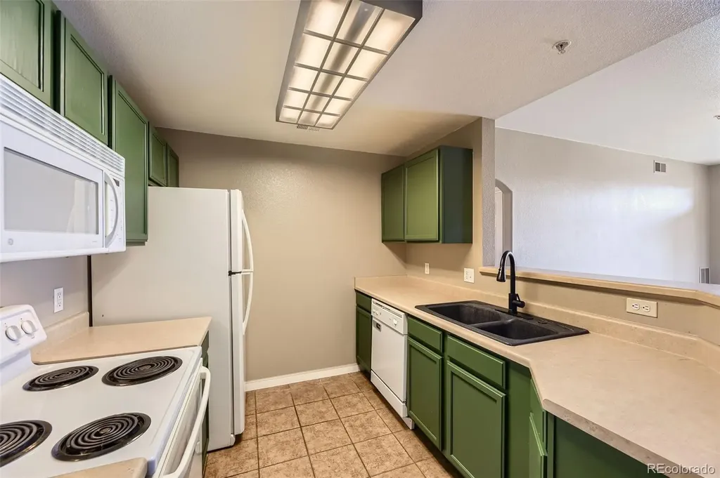 7440 S Blackhawk Street Englewood CO 80112