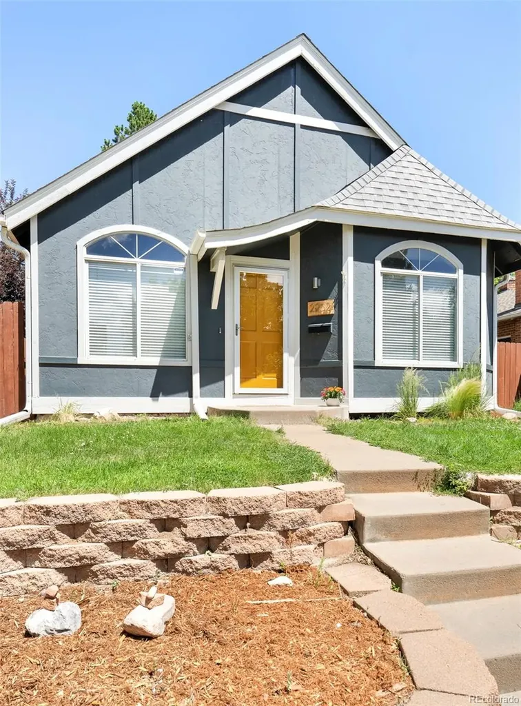 2252 S Ogden Street Denver CO 80210