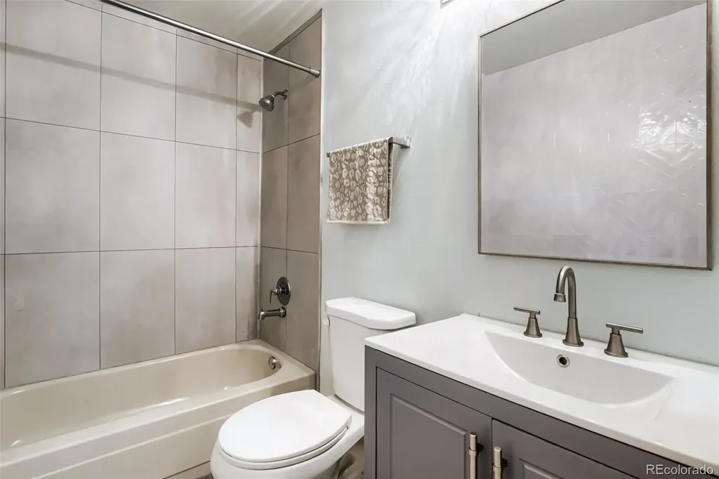4292 S Salida Way Aurora CO 80013