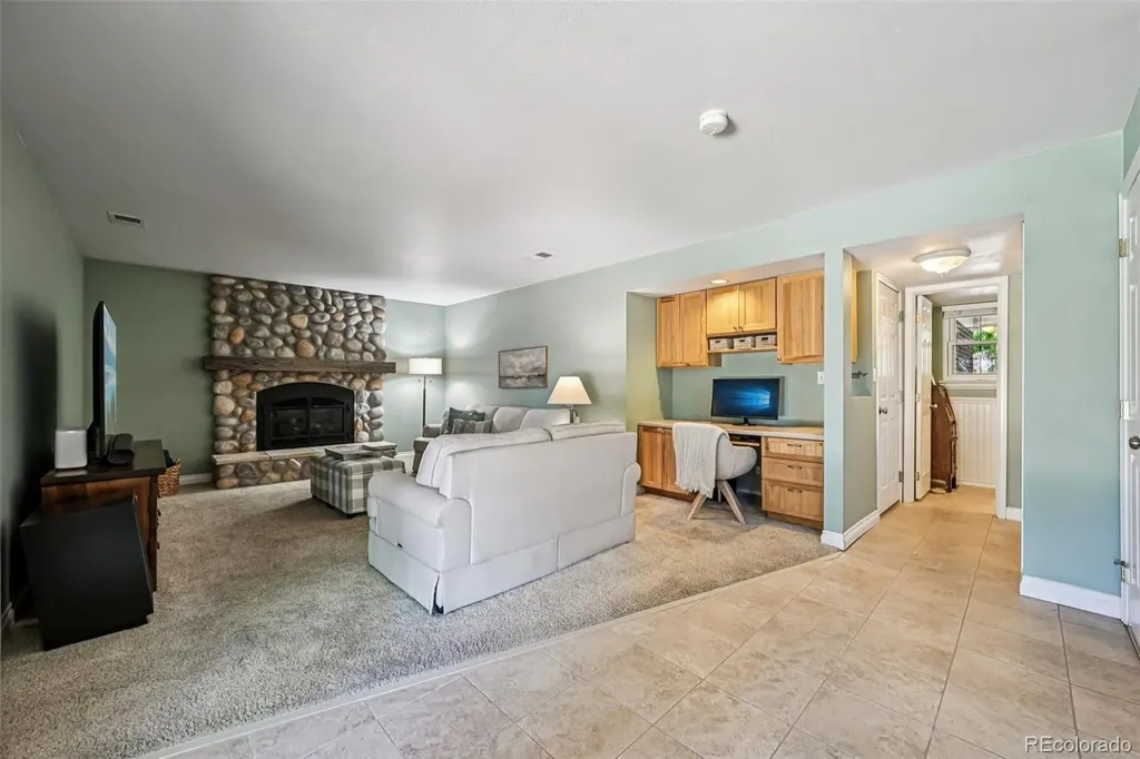 5873 W Maplewood Drive Littleton CO 80123
