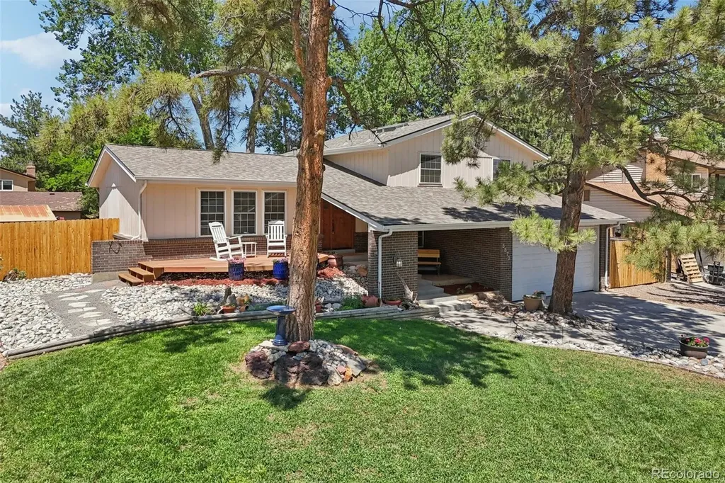 5873 W Maplewood Drive Littleton CO 80123