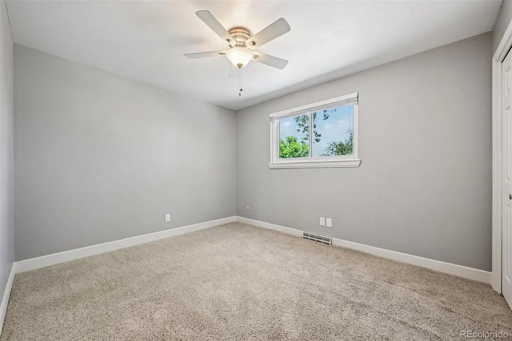 5873 W Maplewood Drive Littleton CO 80123