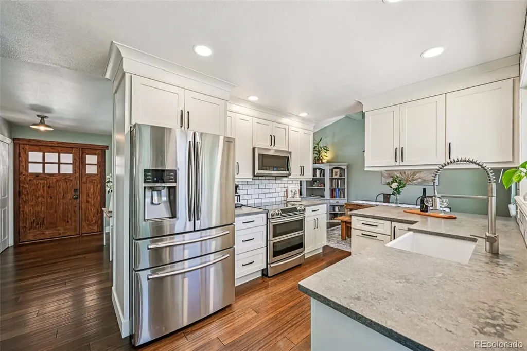 5873 W Maplewood Drive Littleton CO 80123