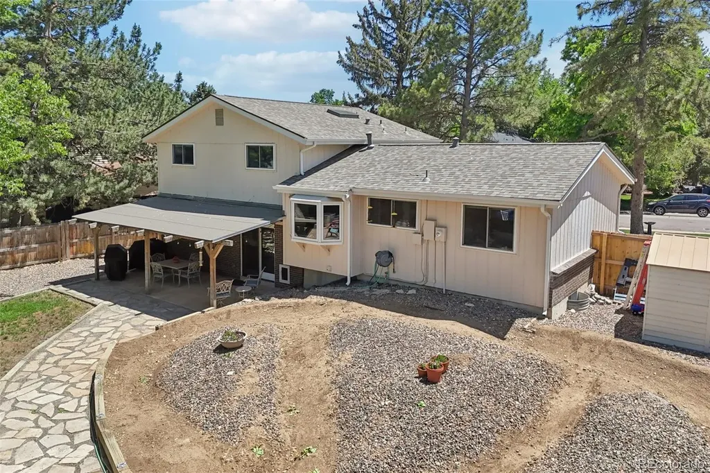 5873 W Maplewood Drive Littleton CO 80123