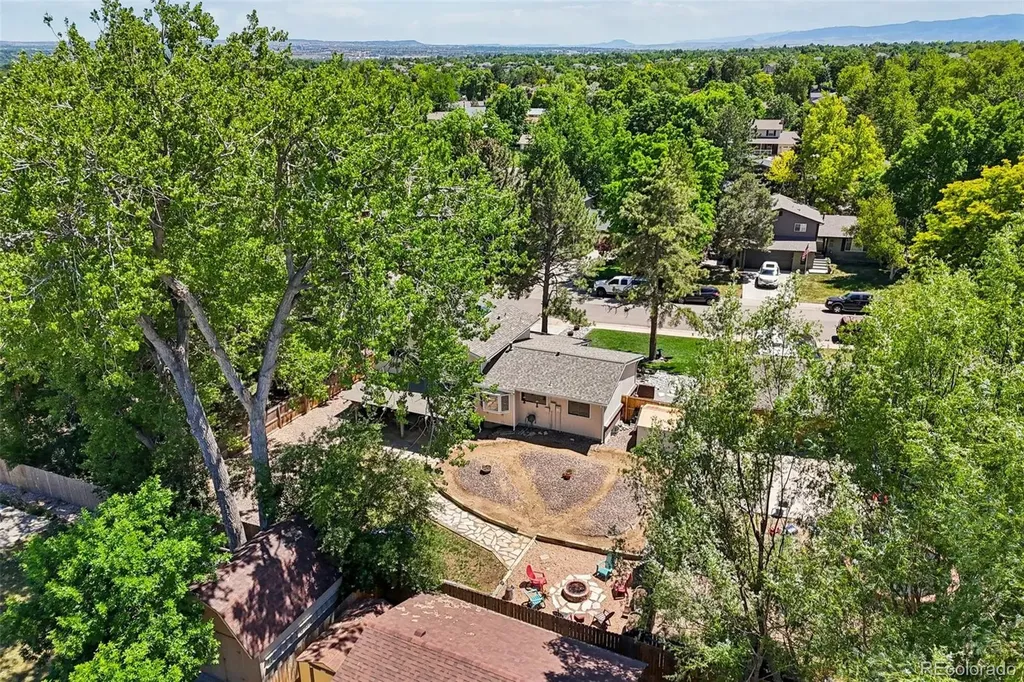 5873 W Maplewood Drive Littleton CO 80123
