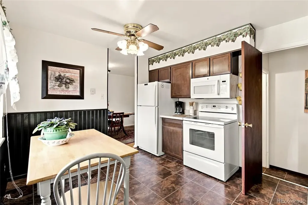 12155 W New Mexico Avenue Lakewood CO 80228