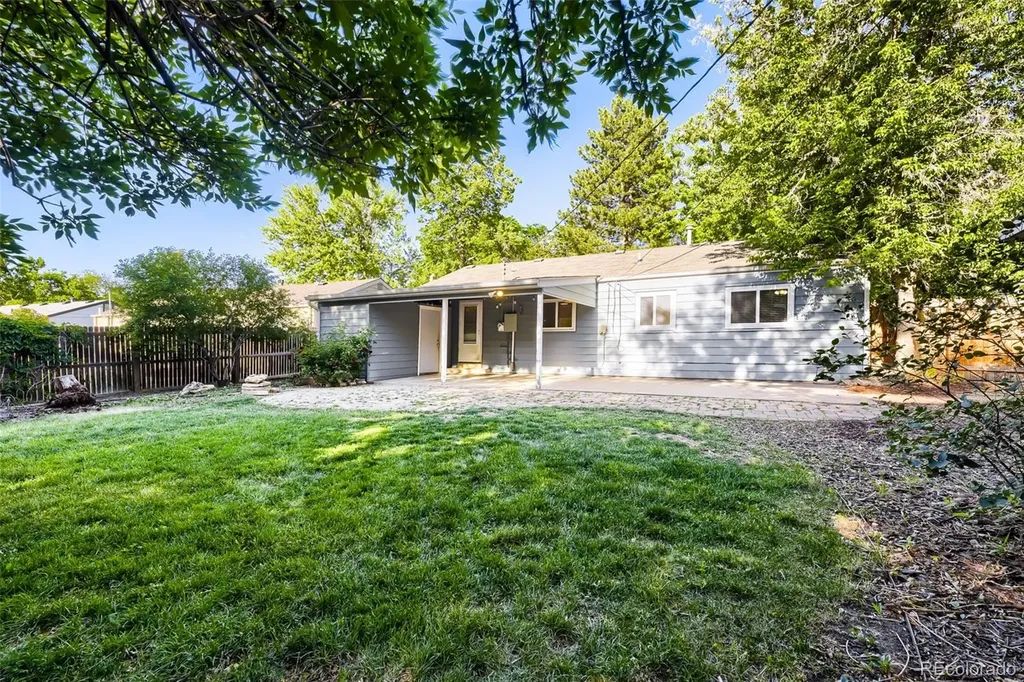 3343 S Glencoe Street Denver CO 80222