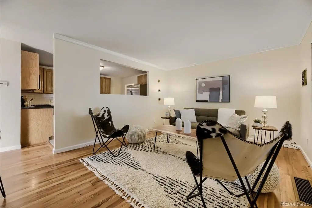 3343 S Glencoe Street Denver CO 80222