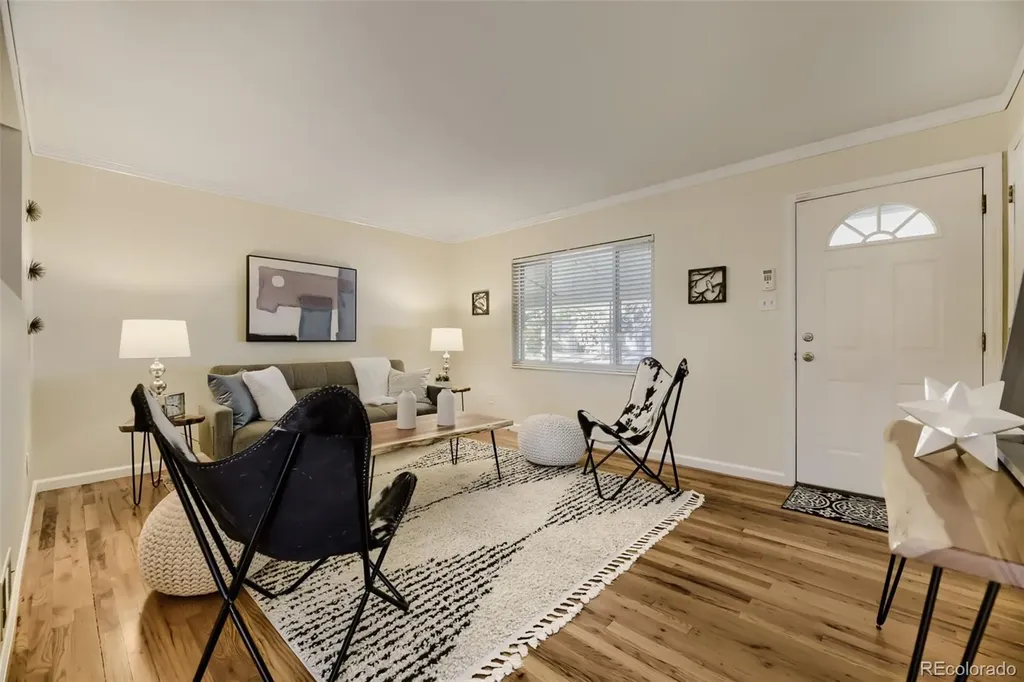 3343 S Glencoe Street Denver CO 80222