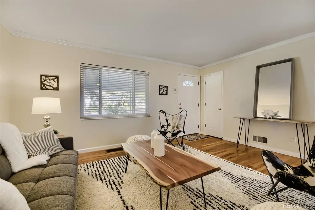 3343 S Glencoe Street Denver CO 80222