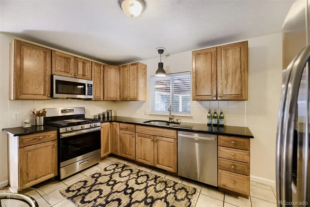 3343 S Glencoe Street Denver CO 80222
