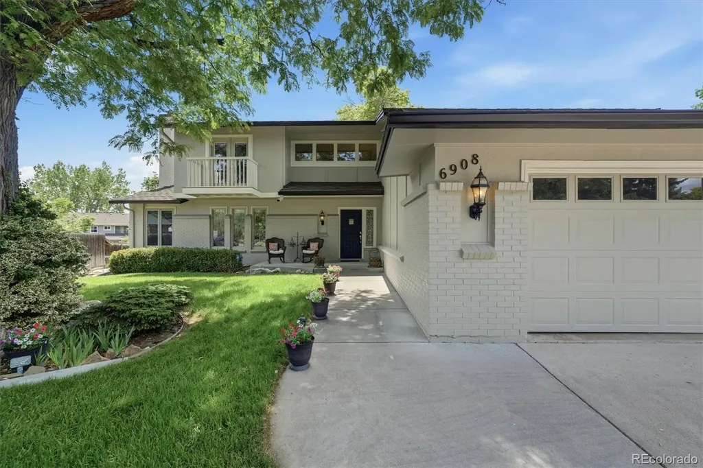 6908 W Nova Drive Littleton CO 80128