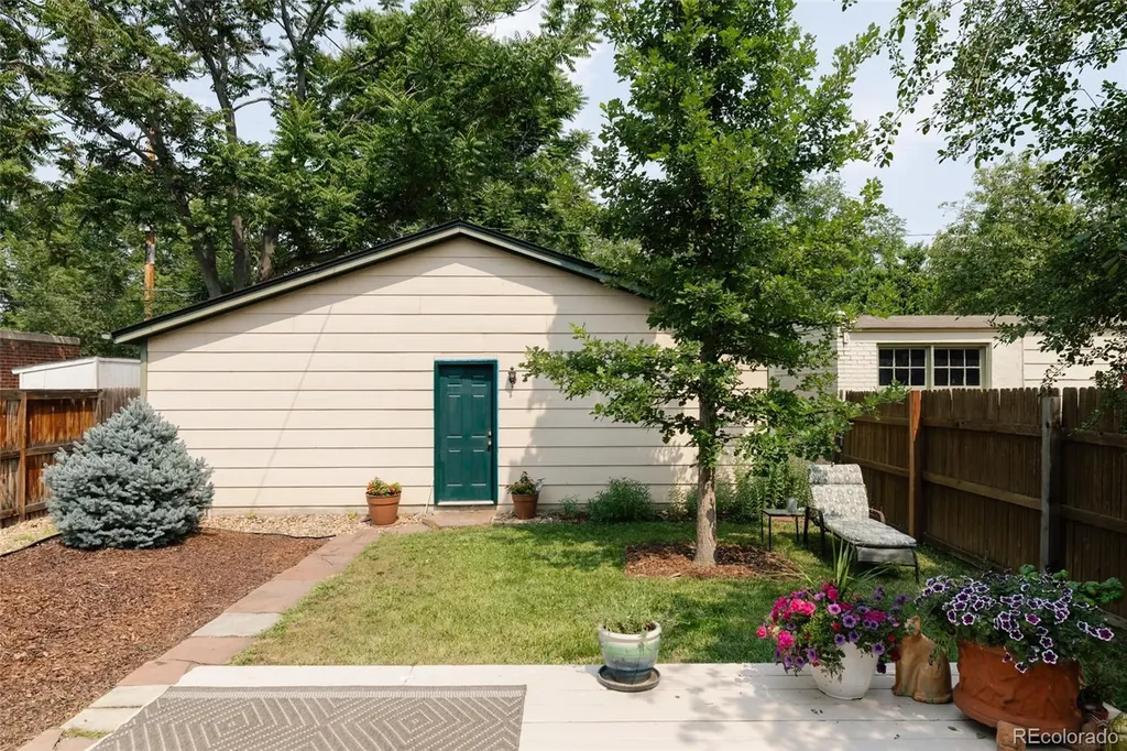 210 S Emerson Street Denver CO 80209