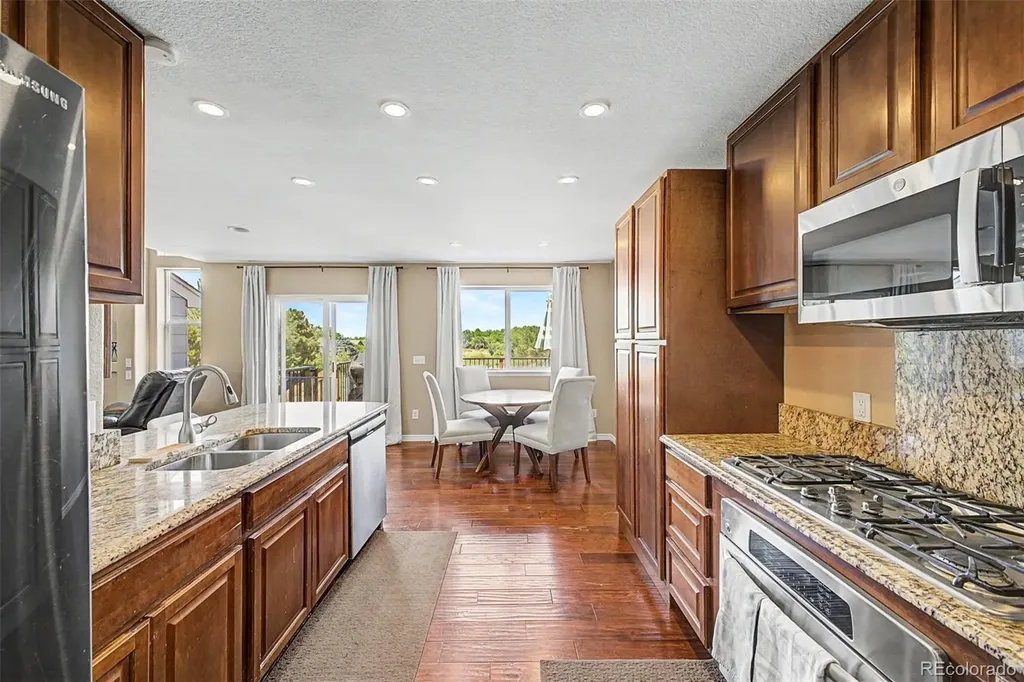 10484 Hollyhock Court Littleton CO 80129