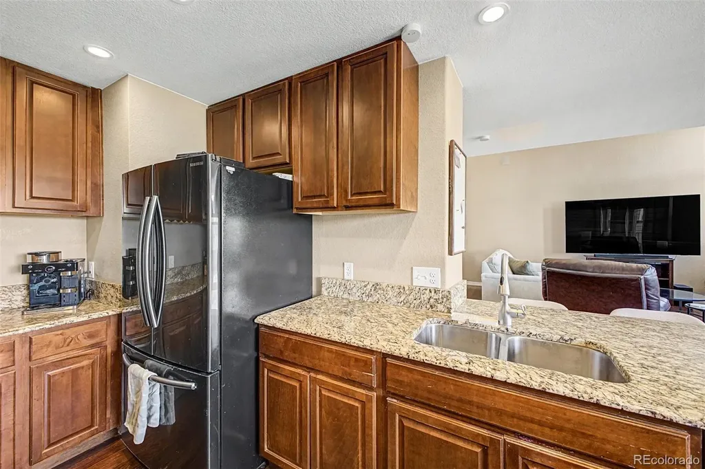 10484 Hollyhock Court Littleton CO 80129