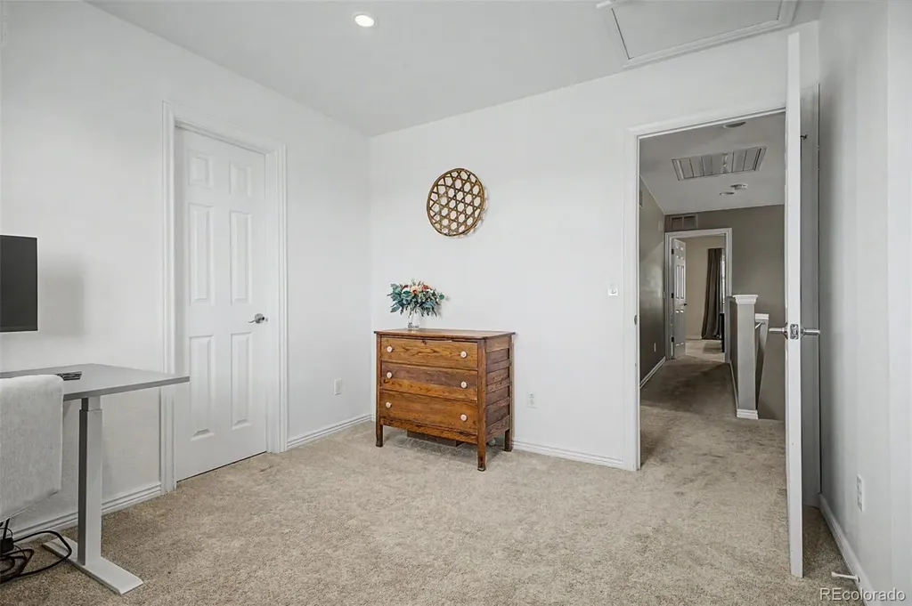 10484 Hollyhock Court Littleton CO 80129