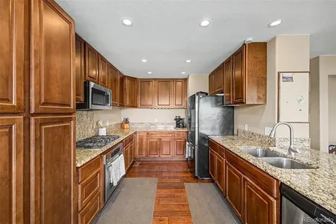 10484 Hollyhock Court Littleton CO 80129