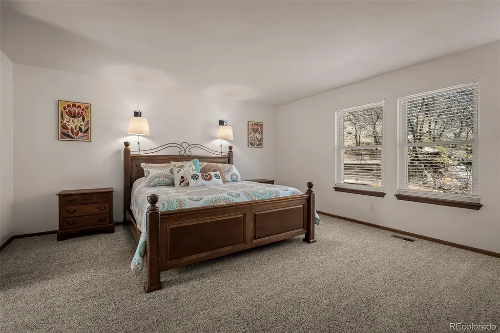 8450 Melross Court Colorado Springs CO 80919