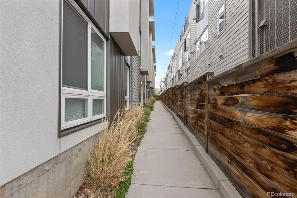 2725 W 25th Avenue Denver CO 80211