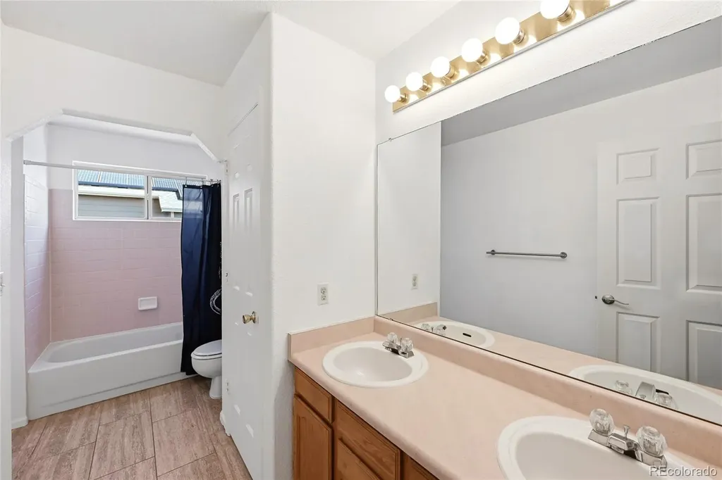 13441 Glen Circle Broomfield CO 80020