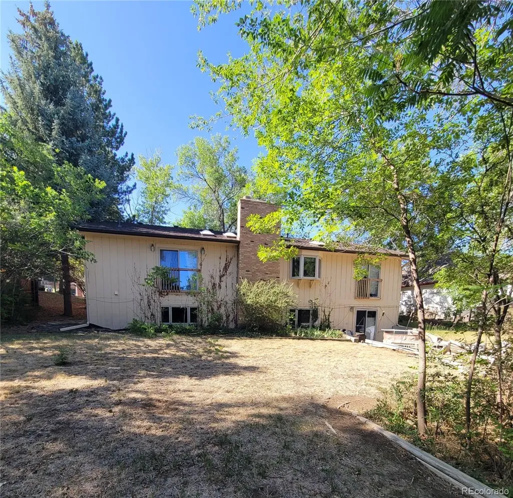 8611 W 71st Circle Arvada CO 80004
