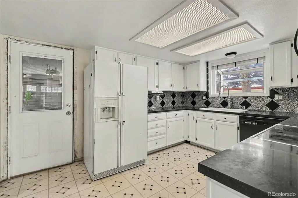8611 W 71st Circle Arvada CO 80004