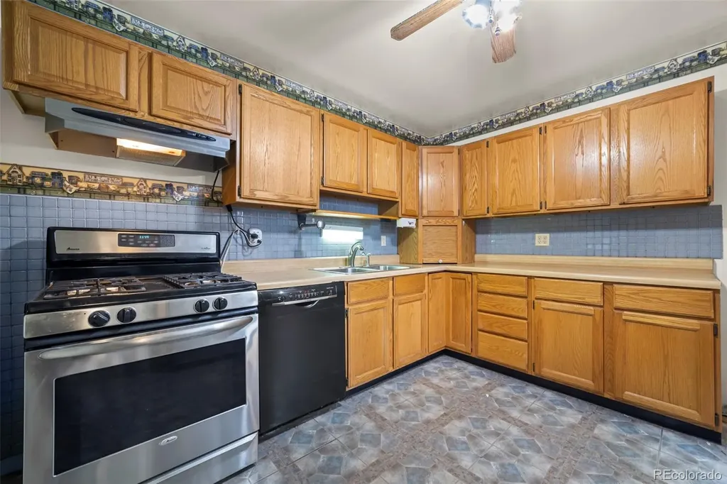 9261 Anderson Street Thornton CO 80229