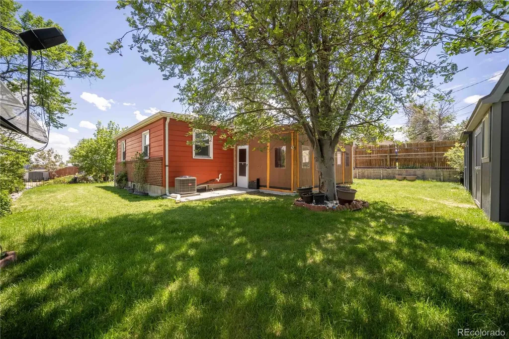 9261 Anderson Street Thornton CO 80229