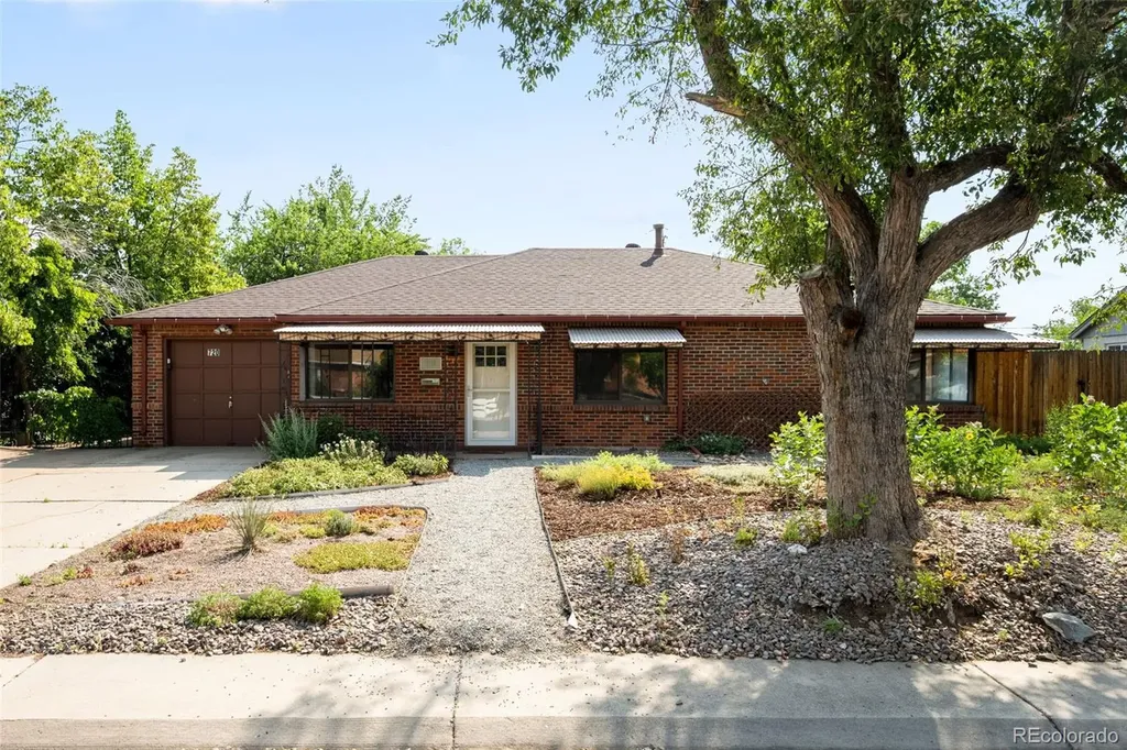 720 Troy Street Aurora CO 80011