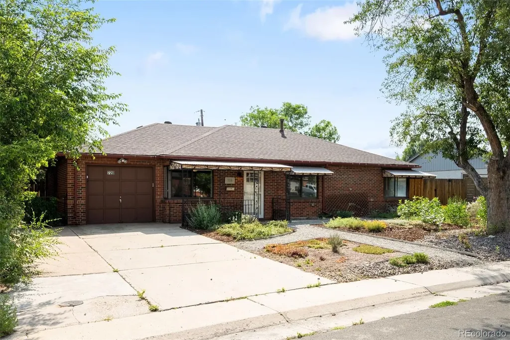 720 Troy Street Aurora CO 80011