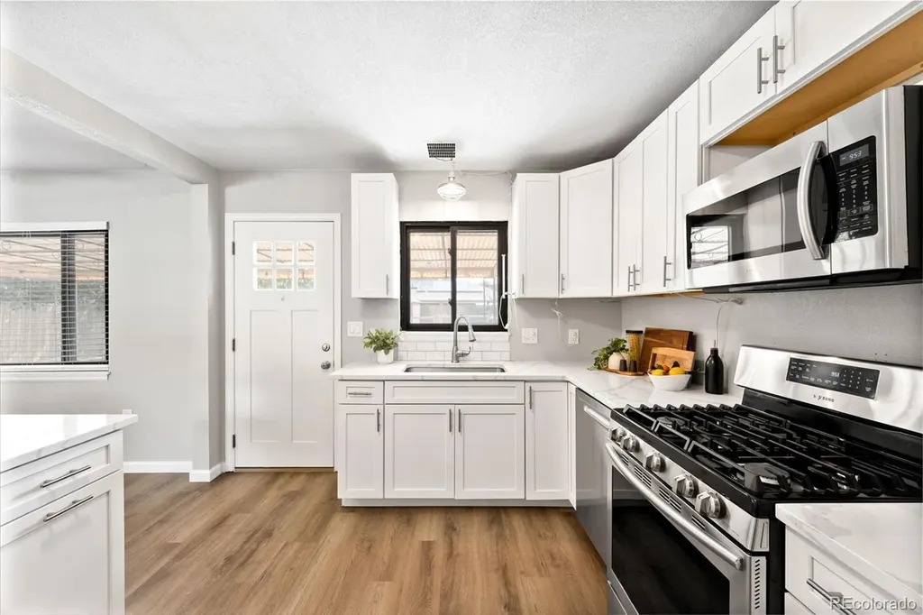720 Troy Street Aurora CO 80011