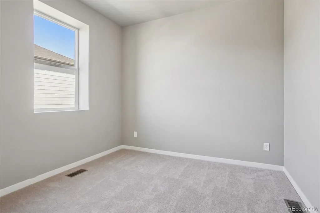 5423 N Eaton Park Way Aurora CO 80019